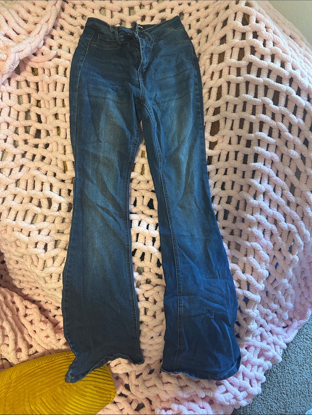 Fashion nova jeans